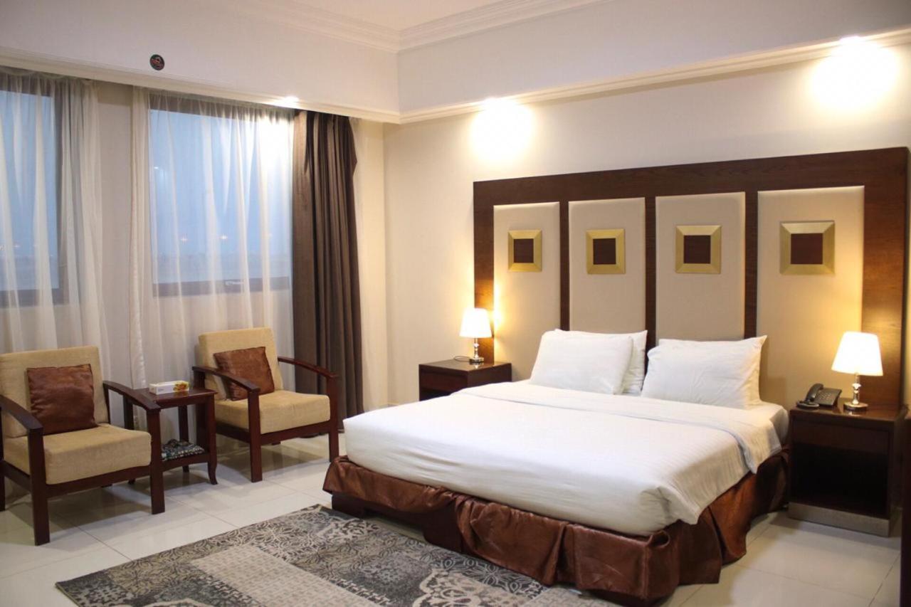 Dolphin Beach Resort Yanbu Exterior foto